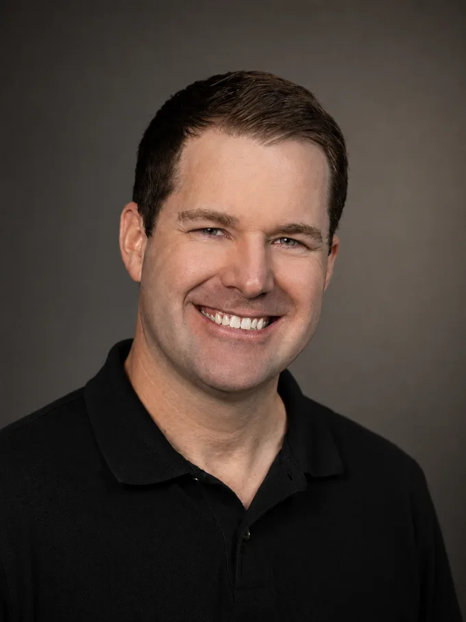 Cameron Kolb, M&A Advisor, Vanla Group